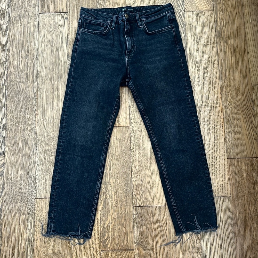 Zara Black Faded and Distressed Straight Leg Jeans Size 28 / 6